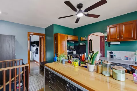 Kitchen - 937 25th St, Moline, IL 61265 photo 2 of 5