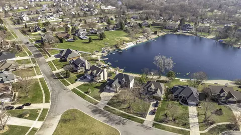 View/Area - 208 Santos Ave, Minooka, IL 60447 photo 7 of 10