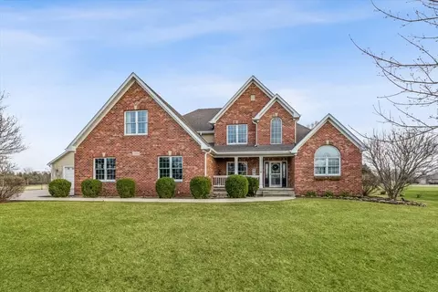 12556 Woodview St, Plano, IL 60545