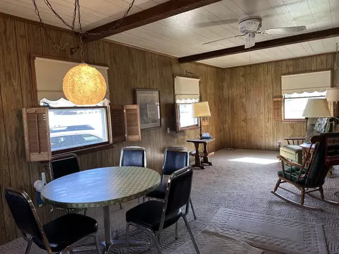 Dining - 505 S Jackson St, Morrison, IL 61270 photo 2 of 2