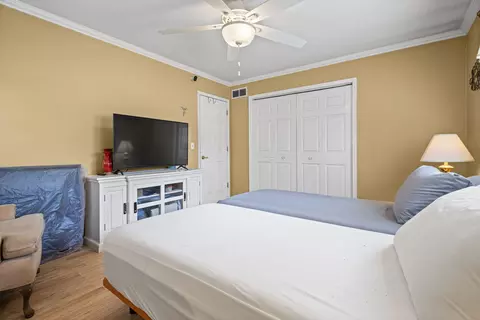 Bedroom - 420 Summit St, Algonquin, IL 60102 photo 2 of 6