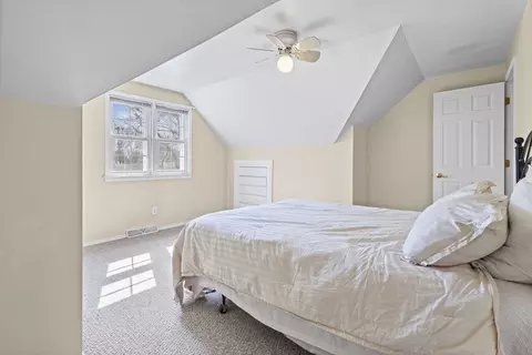 Bedroom - 420 Summit St, Algonquin, IL 60102 photo 6 of 6