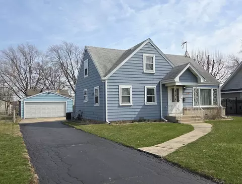 829 N Roy Ave, Melrose Park, IL 60164