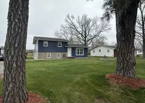 12945 Bowling Alley Rd, Benton, IL 62812