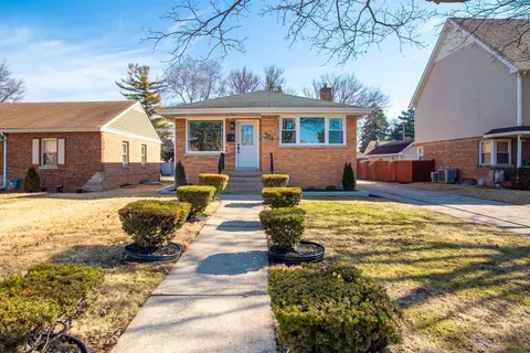 311 Buckthorn Ln, Hillside, IL 60162