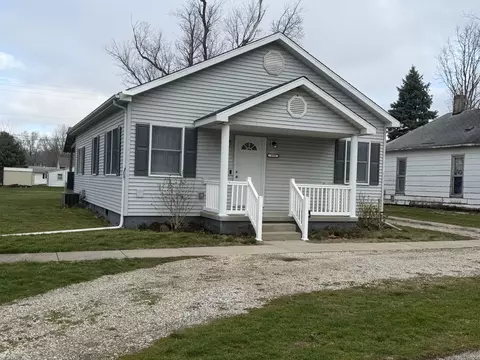 Other - 609 E Clay St, Clinton, IL 61727 photo 2 of 21