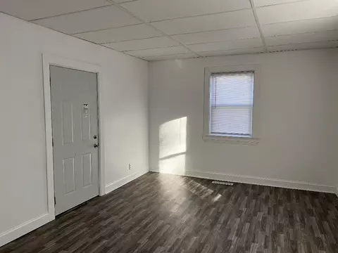 Living - 341 S Harrison Ave, Kankakee, IL 60901 photo 1 of 2