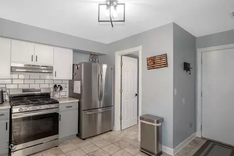 Kitchen - 25181 Faraday Rd, Manhattan, IL 60442 photo 2 of 2