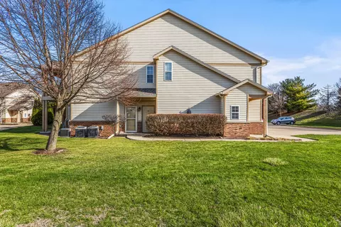 3604 Thornhill Dr #3604, Champaign, IL 61822