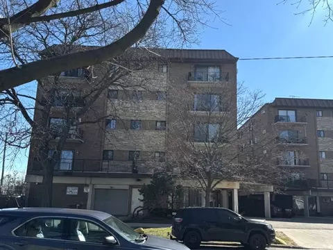 2333 N Neva Ave #404C, Chicago, IL 60707