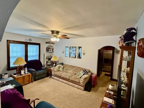 Living - 412 E Bradshaw St, Dixon, IL 61021 photo 1 of 1