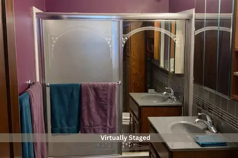 Bath - 412 E Bradshaw St, Dixon, IL 61021 photo 1 of 1