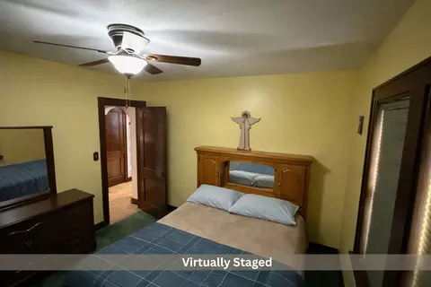 Bedroom - 412 E Bradshaw St, Dixon, IL 61021 photo 1 of 2