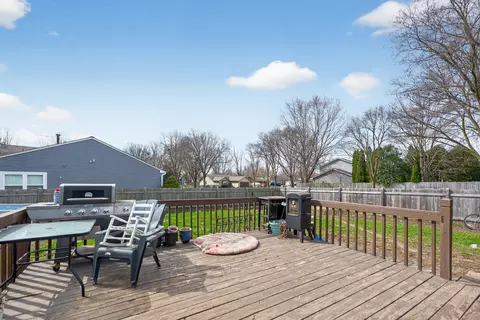 Exterior - Undisclosed, Aurora, IL 60504 photo 2 of 4