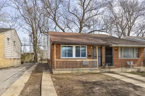 11641 S Peoria St, Chicago, IL 60643