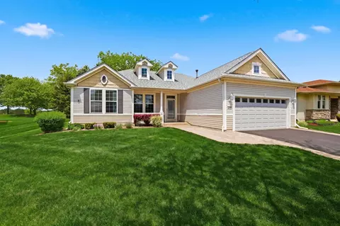 12385 Hickory Ct, Huntley, IL 60142