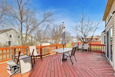 1075 Longford Rd, Bartlett, IL 60103 photo 45