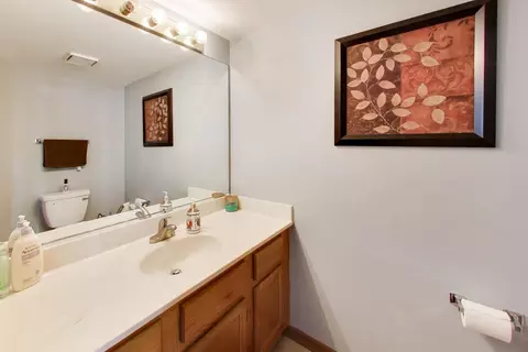 1075 Longford Rd, Bartlett, IL 60103 photo 16