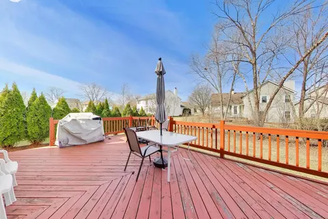 1075 Longford Rd, Bartlett, IL 60103 photo 43