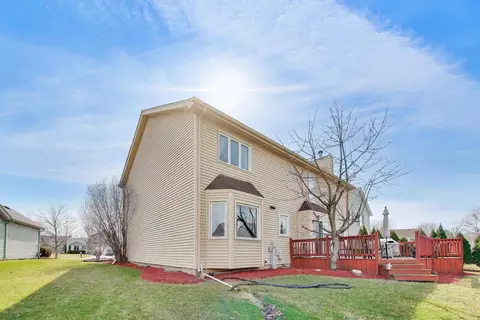 1075 Longford Rd, Bartlett, IL 60103 photo 24