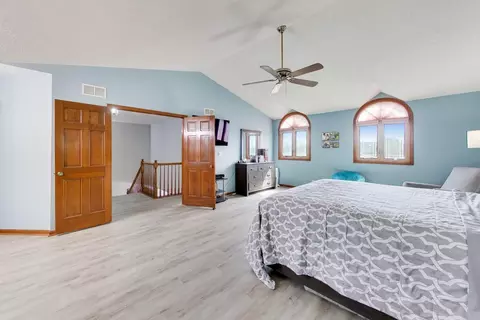 1075 Longford Rd, Bartlett, IL 60103 photo 31