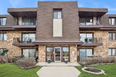 10820 Kilpatrick Ave #1SW, Oak Lawn, IL 60453