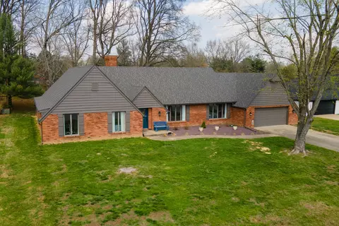1816 Wolff Dr, Marion, IL 62959
