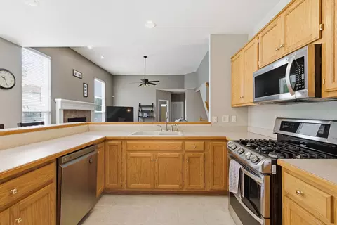 Kitchen - 13341 Ione St, Plainfield, IL 60585 photo 1 of 2
