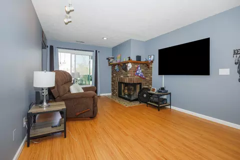 Living - 601 N Main St #4N, Normal, IL 61761 photo 3 of 3