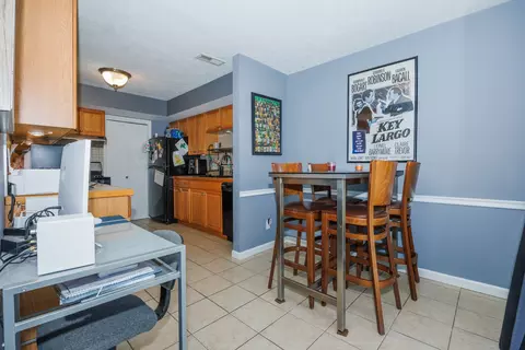 Dining - 601 N Main St #4N, Normal, IL 61761 photo 2 of 2
