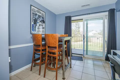 Dining - 601 N Main St #4N, Normal, IL 61761 photo 1 of 2