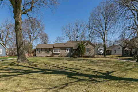 2317 17th St, Rock Island, IL 61201