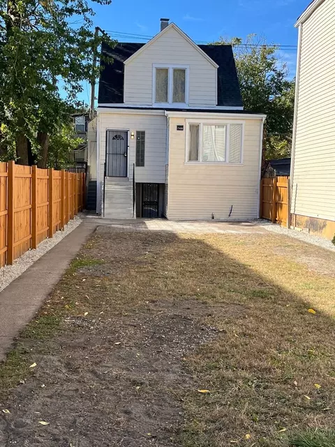 7438 S Champlain Ave, Chicago, IL 60619