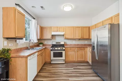 31663 Tallgrass Ct, Lakemoor, IL 60051 photo 7