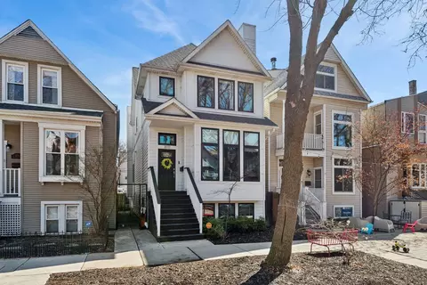 3717 N Hermitage Ave, Chicago, IL 60613