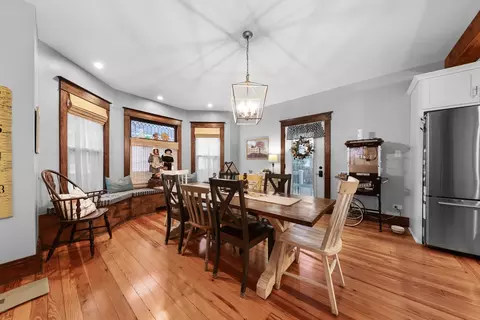 Dining - 524 E Chapin St, Morris, IL 60450 photo 2 of 2