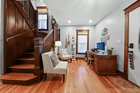 Entry Way - 524 E Chapin St, Morris, IL 60450 photo 2 of 5