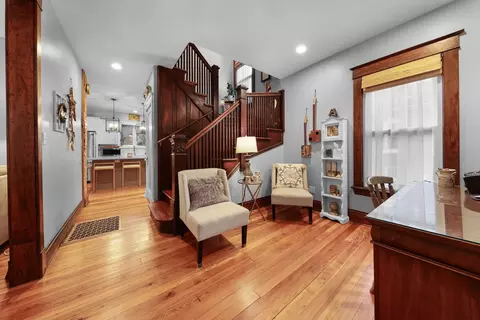 Entry Way - 524 E Chapin St, Morris, IL 60450 photo 1 of 5