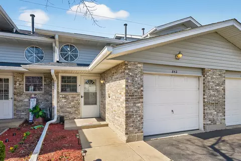 842 N Tamarac Blvd, Addison, IL 60101