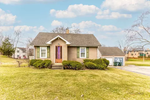 580 N Quentin Rd, Palatine, IL 60067