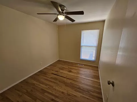 Bedroom - 57 Cherry Dr, Mount Vernon, IL 62864 photo 1 of 3