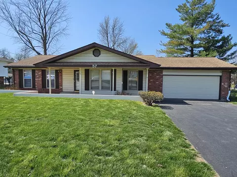 Exterior - 57 Cherry Dr, Mount Vernon, IL 62864 photo 2 of 11