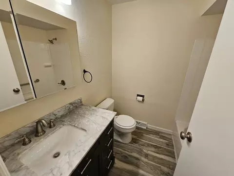 Bath - 57 Cherry Dr, Mount Vernon, IL 62864 photo 1 of 4