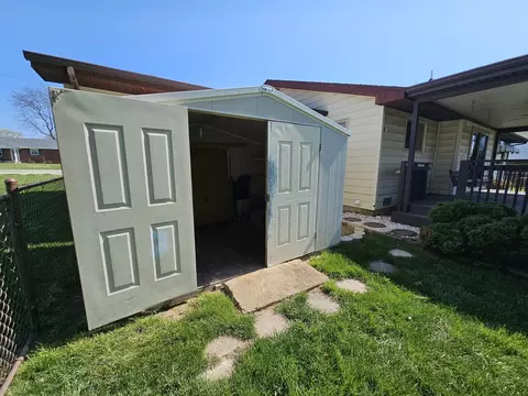 Other - 57 Cherry Dr, Mount Vernon, IL 62864 photo 1 of 5