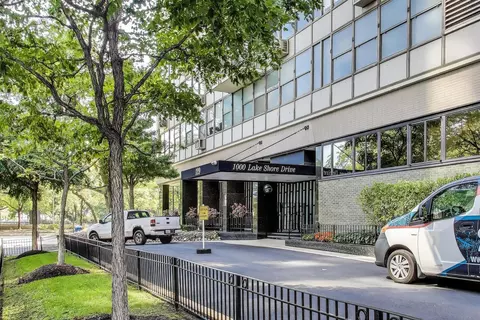 1000 N Lake Shore Dr #2009, Chicago, IL 60611