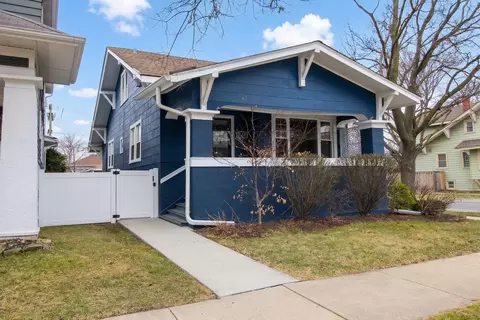 Undisclosed, Oak Park, IL 60302