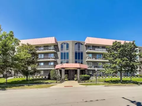 4840 Foster St #409, Skokie, IL 60077