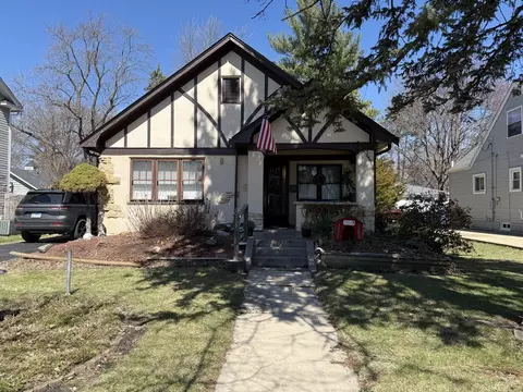 919 W Galena Blvd, Aurora, IL 60506