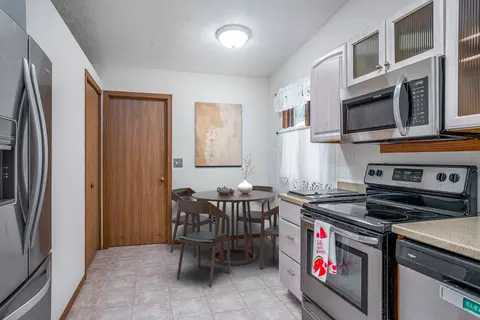 Kitchen - 4231 26th Ave #0, Moline, IL 61265 photo 3 of 3