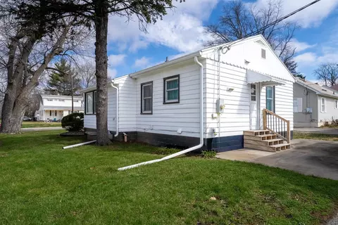Exterior - 739 Hale St, Normal, IL 61761 photo 4 of 4